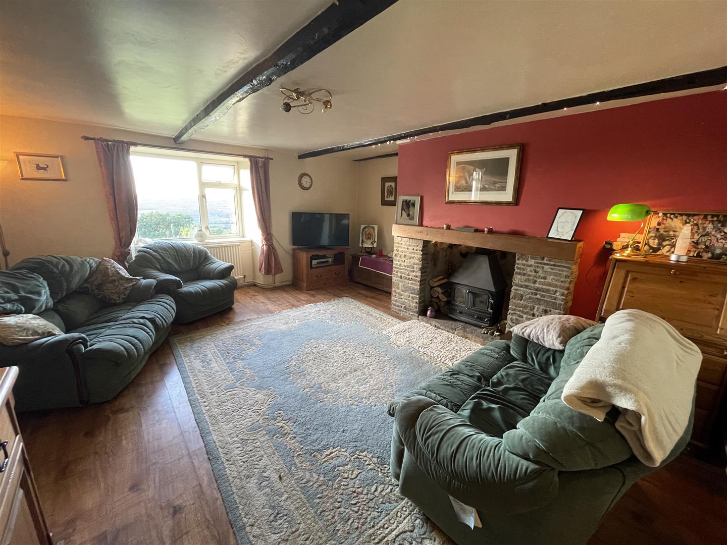 SITTING ROOM